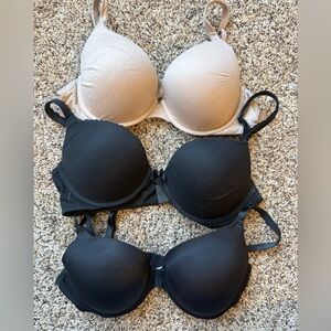 Lot of 3 Victorias Secret/PINK bras